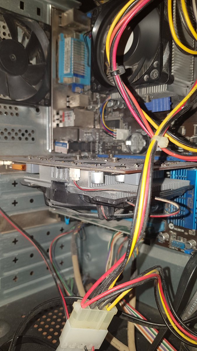 EnterpriseENJP's tweet photo. Everything has it own time like my PC is now need to be change but im struggling to get the money for my new PC i hope you can wait https://t.co/KdG3mIOW14