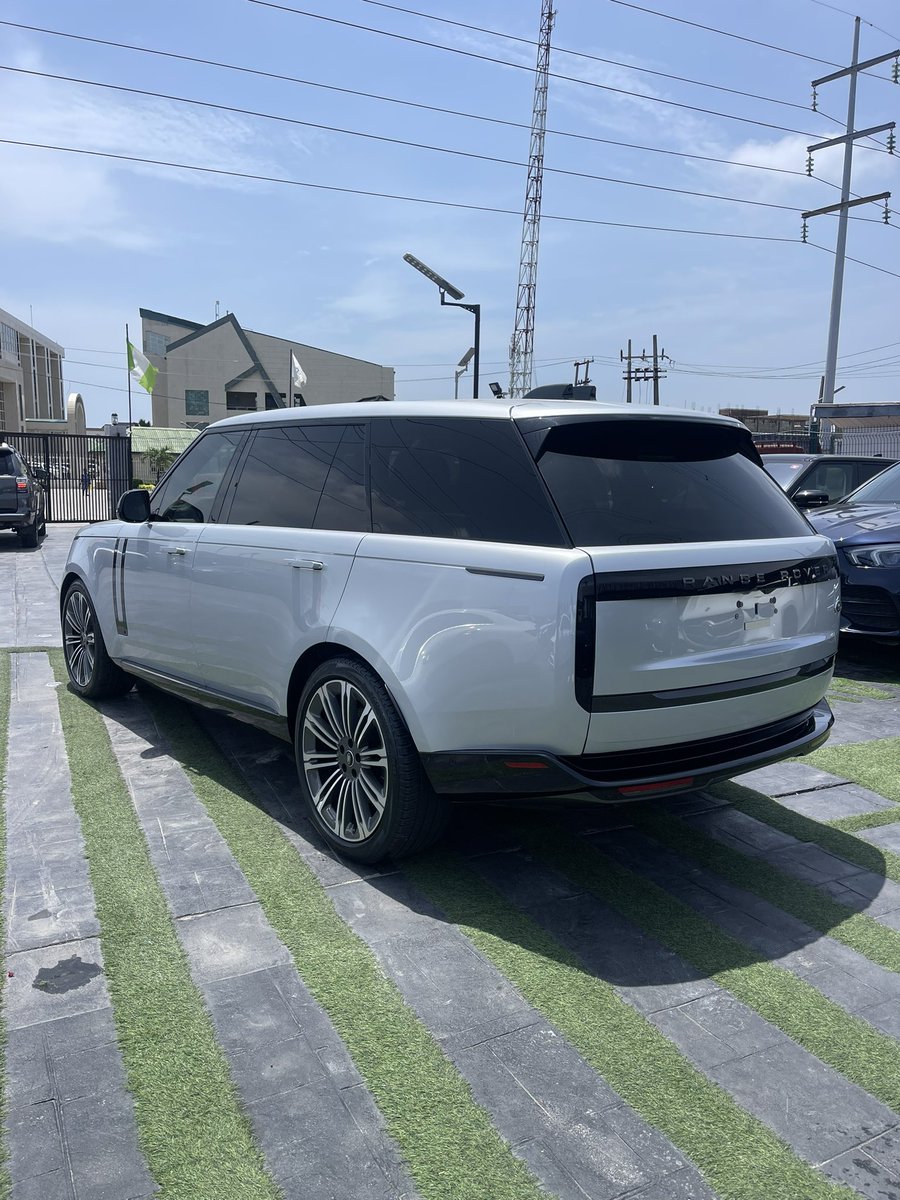 This baby is still available. This is one of a very rare trim in Nigeria. 
They usually don’t come complete like this.