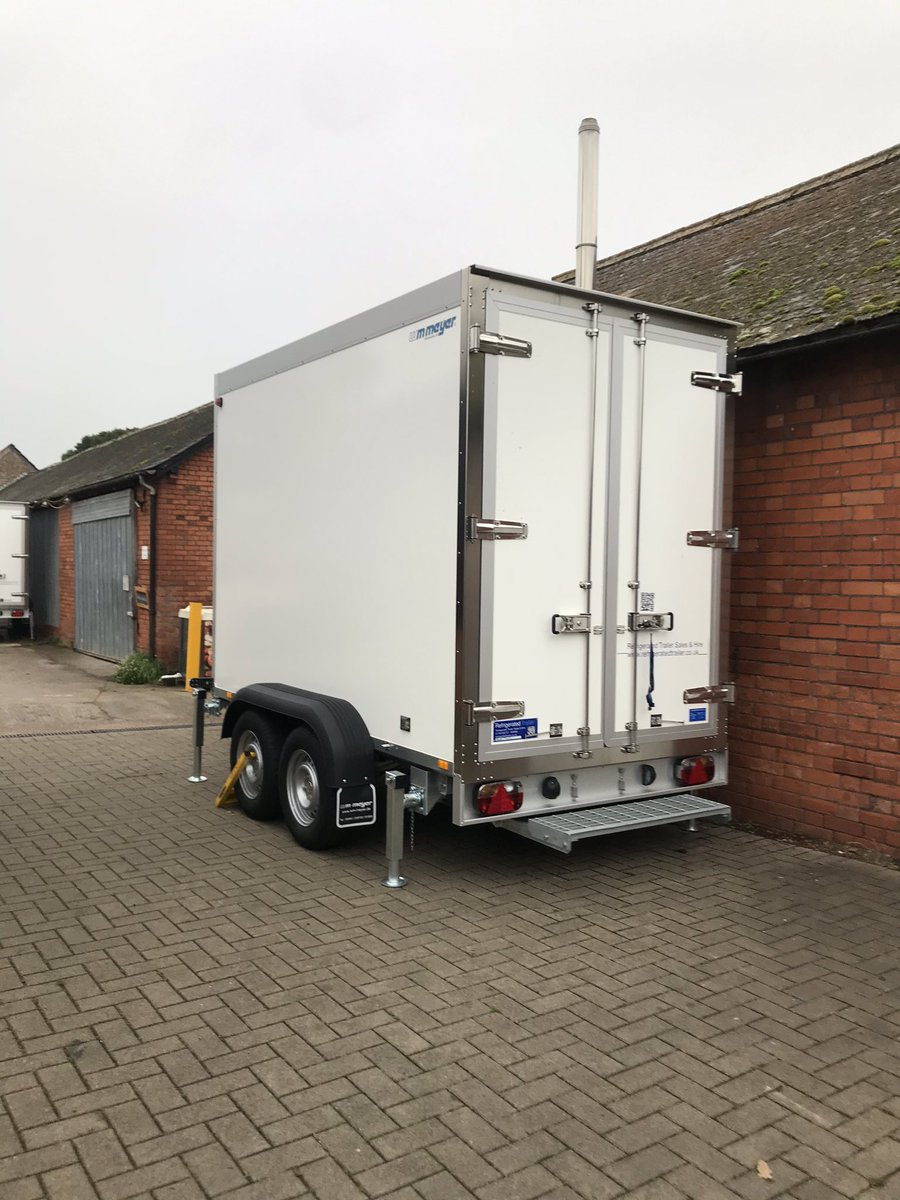Will_Fridge's tweet photo. FT002 covering breakdowns 
#refrigeratedtrailer
#fridgetrailer
#freezertrailer
#freezer
#fridge 
#trailer
#breakdowncover https://t.co/bl8gwrwwHA