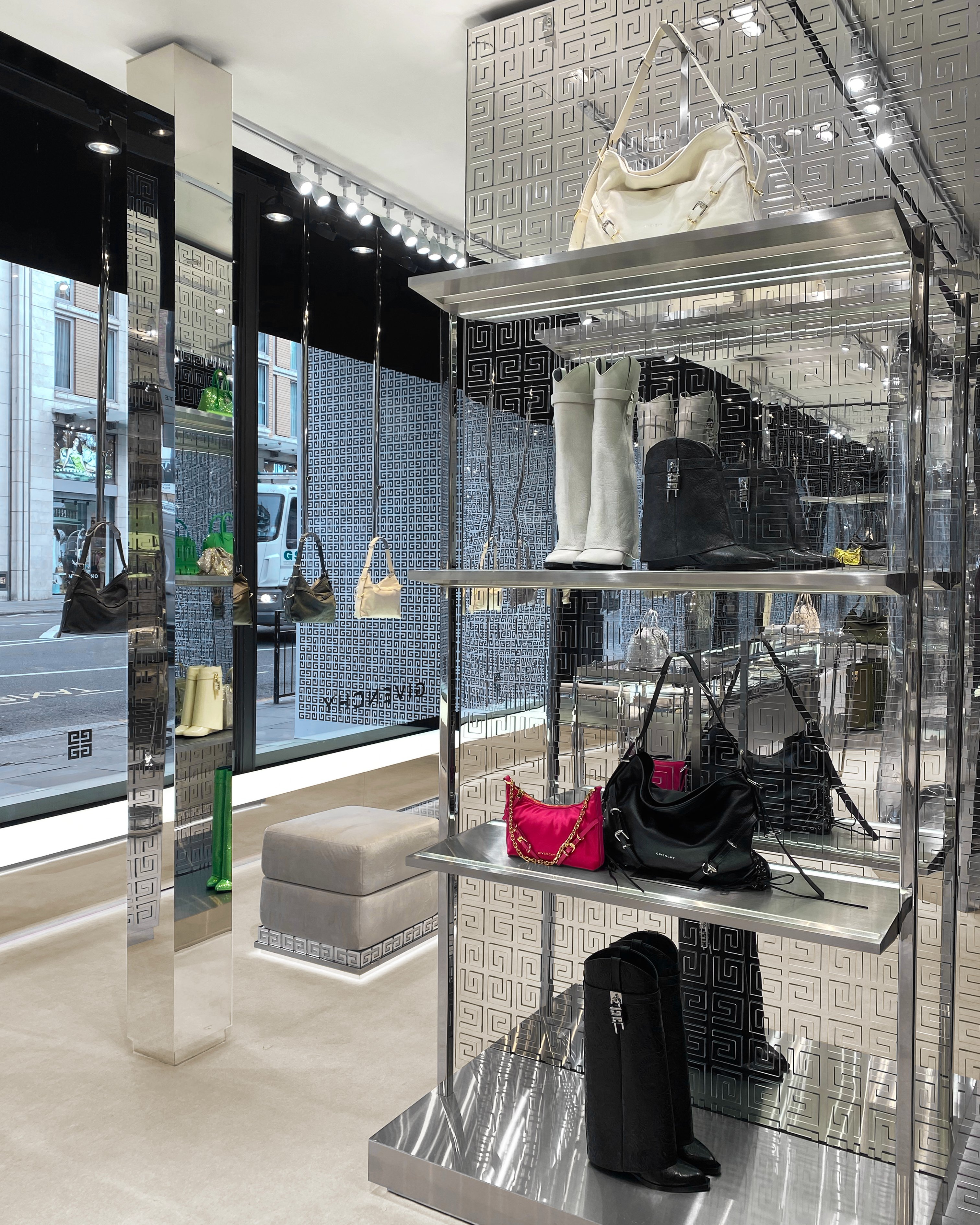 Givenchy on X: Givenchy is pleased to announce the opening of an exclusive  pop-up store in The Crescent at Harrods, the ultra-luxury section of the  celebrated flagship in Knightsbridge, London.  /