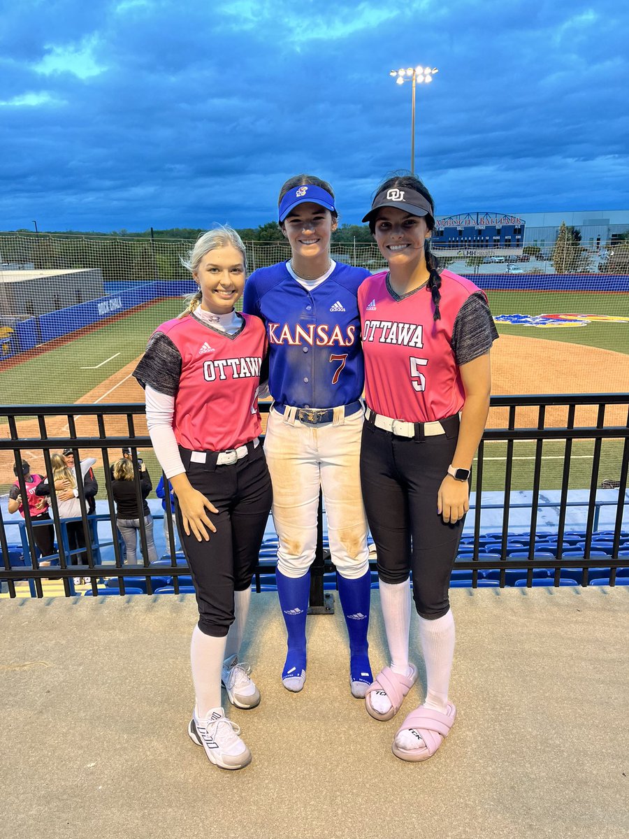 Alumni Tigers got to compete against each other last night! <a href="/hhallierobison/">hallie robison</a> <a href="/kadencestaffor/">Kadence Stafford</a> <a href="/RachelPederson7/">Rachel Pederson</a> #GoTigers