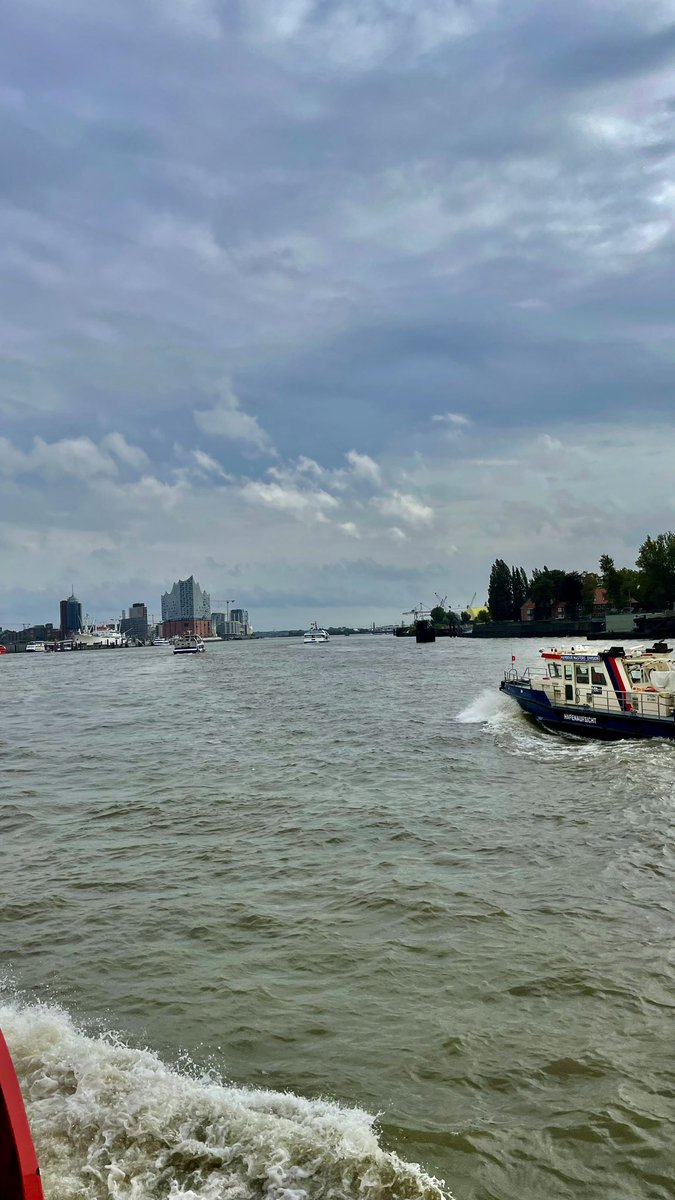 #hamburg #elbe ❤️🌊👍