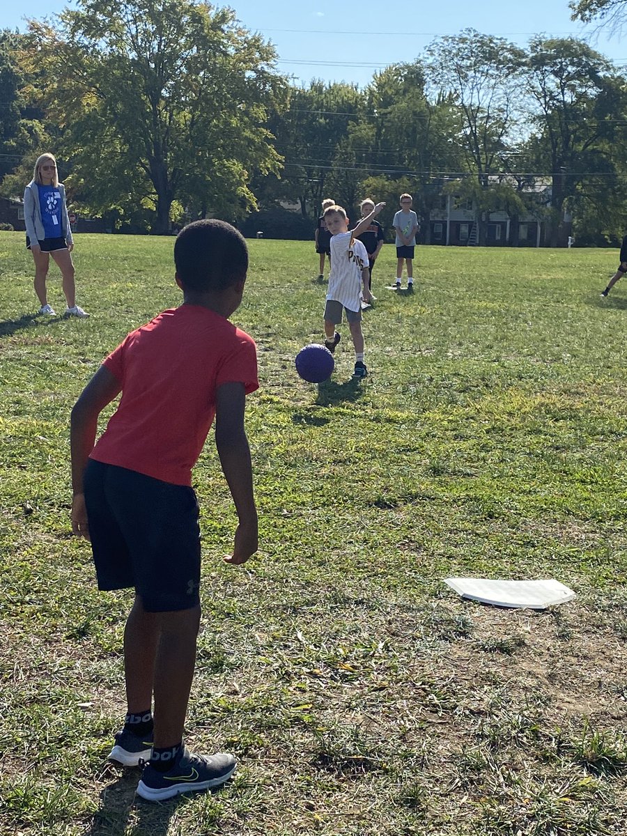 Bellar Bunch tweet media