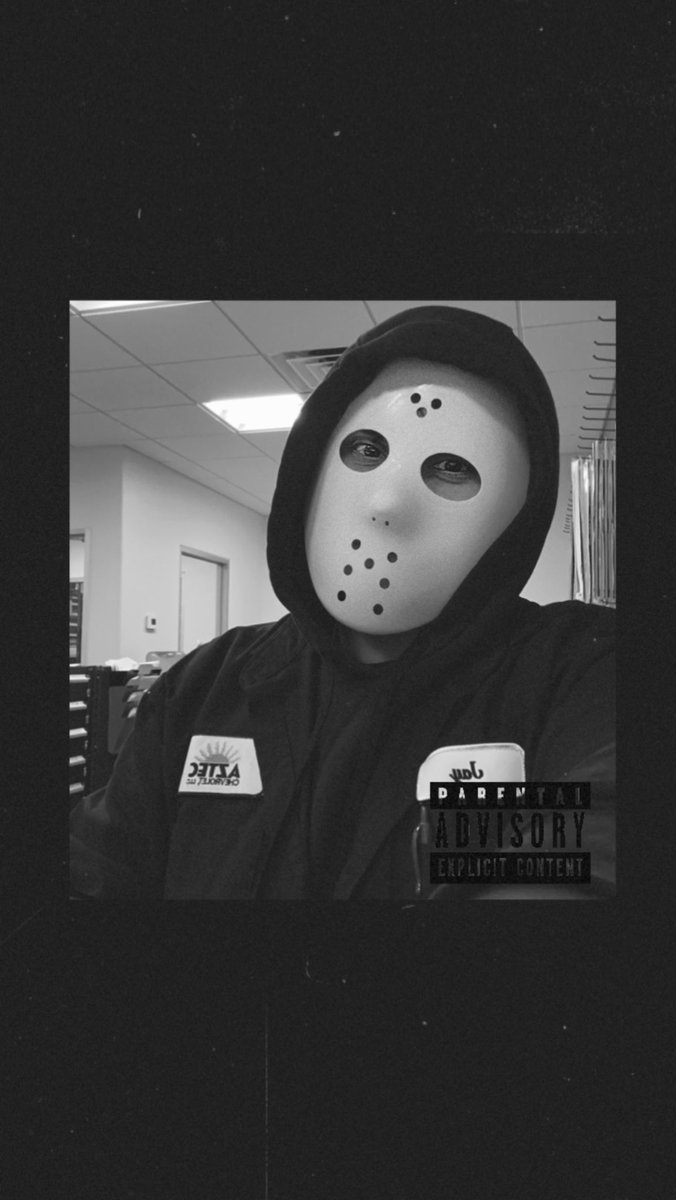 jayysimpin's tweet photo. Happy Friday the 13th https://t.co/61UGKHznT0