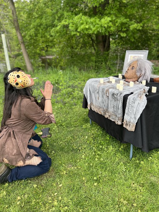 HAPPY FRIDAY THE 13TH! Like my Jason Voorhees Cosplay? #Fridaythe13th #JasonVoorhees https://t.co/sk<a href="/tag/fridaythe13th"class="tags"><span>#fridaythe13th</span></a><a href="/tag/jasonvoorhees"class="tags"><span>#jasonvoorhees</span></a>