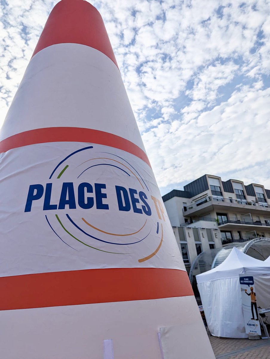 📣 PLACE DES TP 2023 📣

Place des TP Châteauroux s’achève et marque la fin de cette deuxième édition ! 

👉 Si vous avez manqué Place des TP retrouvez toutes les vidéos sur notre chaîne YouTube : youtube.com/@placedestp-fr… 

#acteurspourlaplanète #travauxpublics #frtp