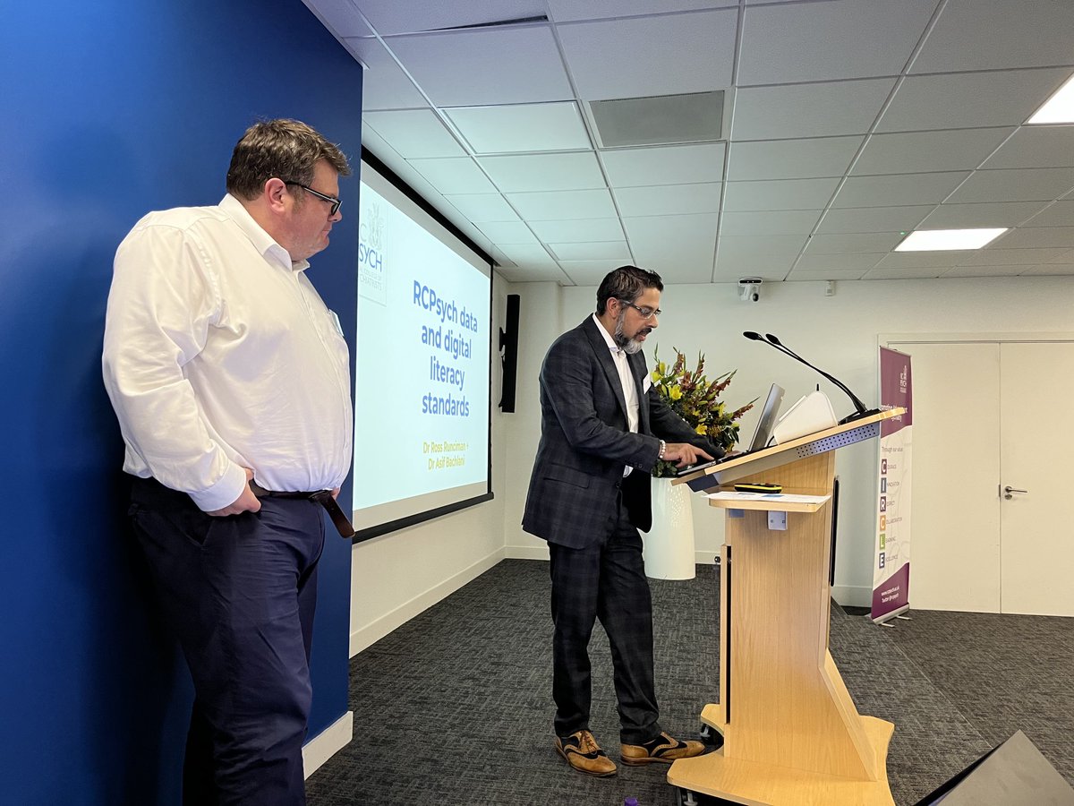 subodhdave1's tweet photo. @rcpsych @rcpsychGAP #RCPsychGAP2023 @Asifmbachlani #RossRunciman talking about #DigitalLiteracyFramework and why clinicians must embrace #Digital and #Data to improve patient outcomes https://t.co/zLI9dQrtoX
