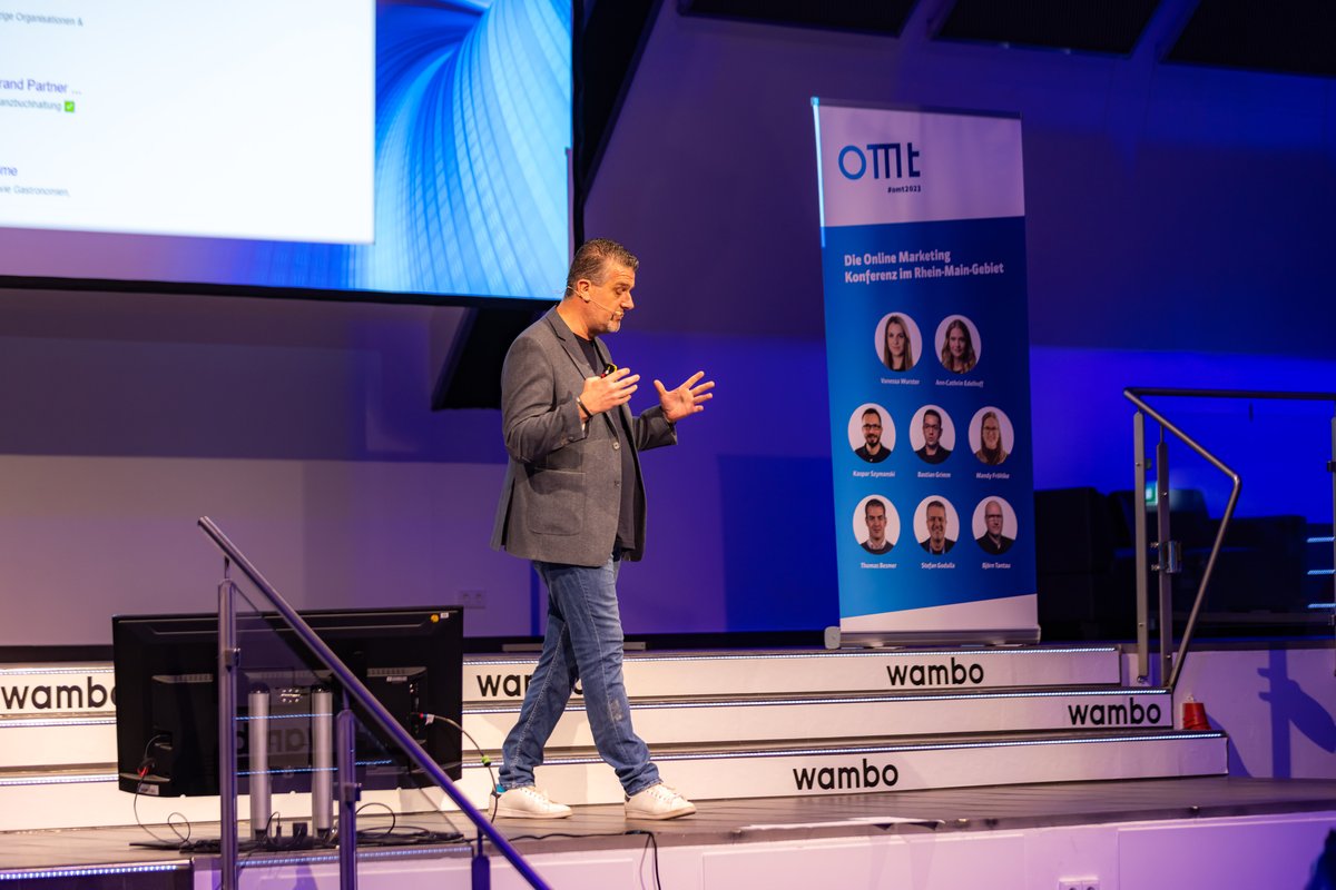 🔍 Snippet-Optimierung: Ein Balanceakt zwischen Tradition und Innovation!

Stefan Godulla zeigt, warum es immer herausfordernder wird und bessere CTRs nicht garantiert sind!

#OMT2023 #SnippetOptimierung