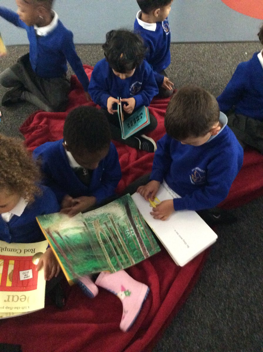St_Chrysostoms's tweet photo. Nursery love reading, especially with our families! A super cosy read. #sjcreader https://t.co/X6k7Ra1e8a