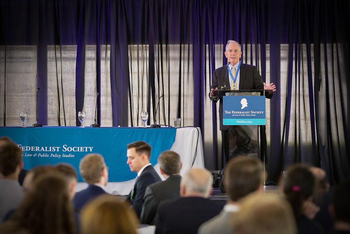 FedSoc's tweet photo. Hon. Laurence Browning VanMeter delivers the keynote address to begin the 2023 Kentucky Chapters Conference. #FedSocEvents https://t.co/qAAfTWMRHR