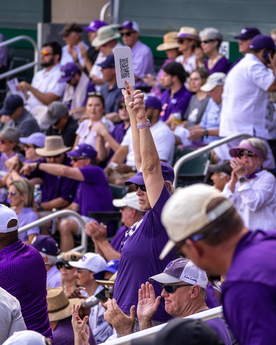 TCU_Baseball's tweet photo. Purple &amp; our fans >>> anything else 

#GoPurpleFriday | #FrogballUSA https://t.co/c0NYAGL7v6
