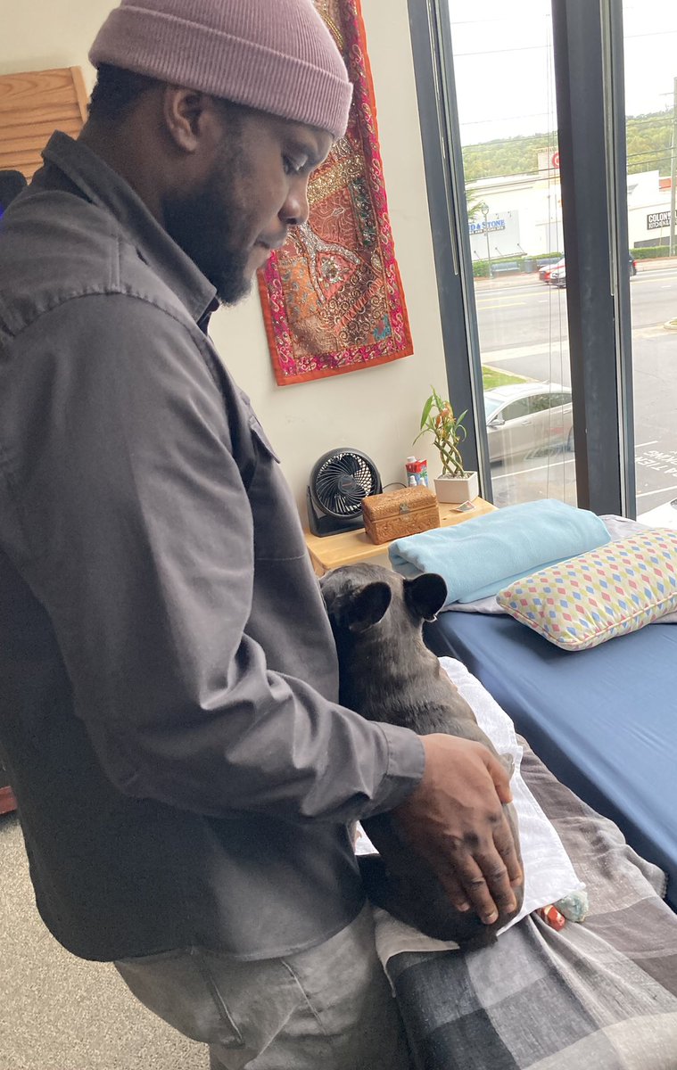 ChefDStample's tweet image. Louis Philippe had his papa book a reiki session for him..
#Phoenixanddragon