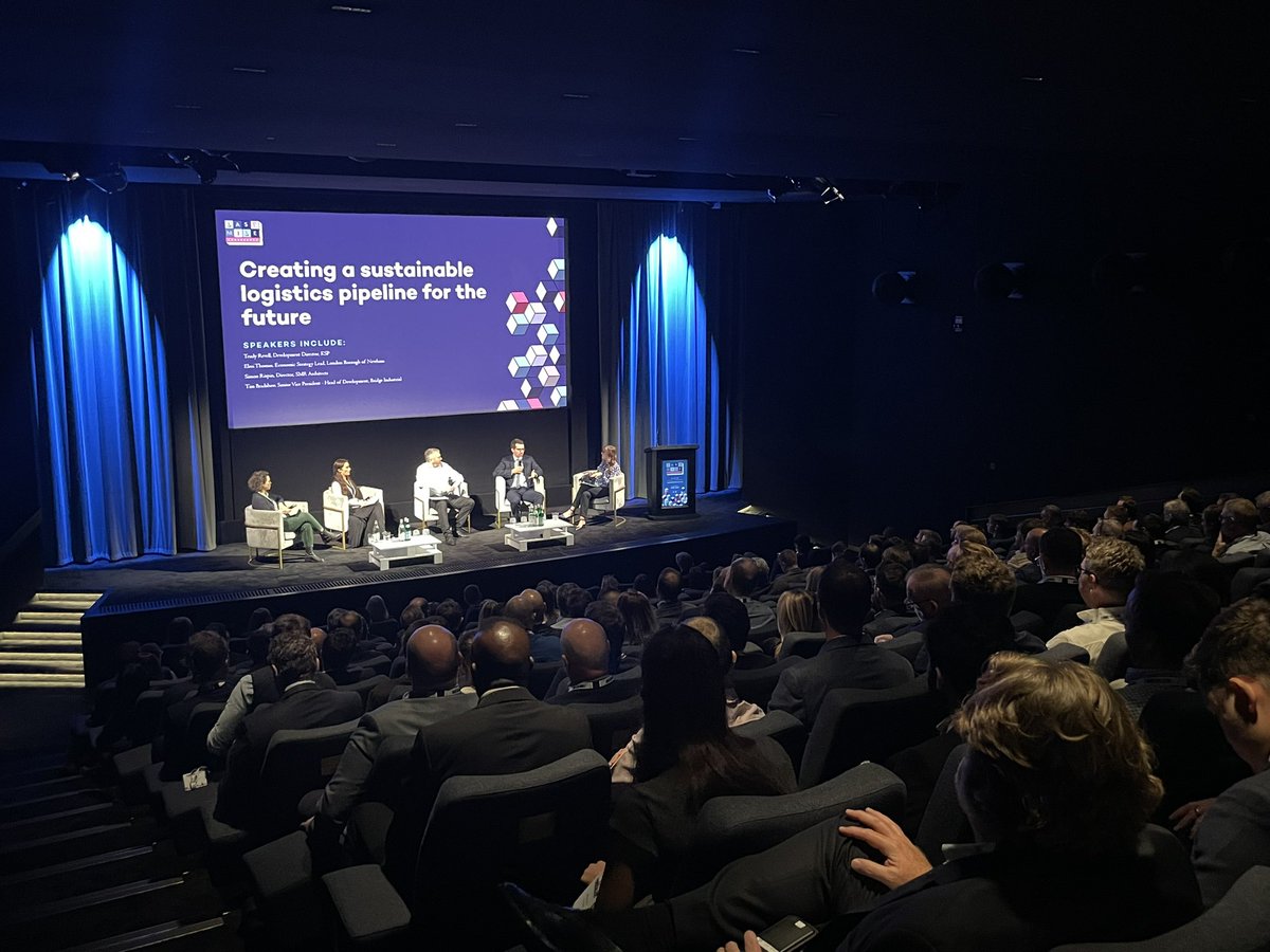 Thank you for the opportunity <a href="/LastMileConf/">Last Mile Conference</a>, great event yesterday.

Key insights:
-Yes, the river can be a real opportunity for light freight
-Grid is an issue, energy remain main barrier of growth
-We need more urban logistics space (mixed uses?!)