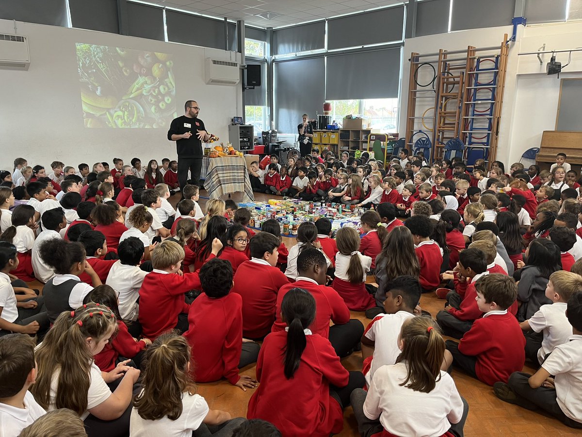 Mrs Hibberd (@mrshibberdcts) on Twitter photo So lovely to have <a href="/scoulding_mark/">Mark Scoulding</a> in for Harvest assembly today talking to the children about how they have grown and how we can be thankful. We are thankful for all about Cherry Tree families who made donations this year. 🌾🍎🥔🌽🥕🍒<a href="/CTS_Watford/">Cherry Tree Primary School</a> <a href="/headcherrytree/">Cherry Tree Headteacher</a> So lovely to have <a href="/scoulding_mark/">Mark Scoulding</a> in for Harvest assembly today talking to the children about how they have grown and how we can be thankful. We are thankful for all about Cherry Tree families who made donations this year. 🌾🍎🥔🌽🥕🍒<a href="/CTS_Watford/">Cherry Tree Primary School</a> <a href="/headcherrytree/">Cherry Tree Headteacher</a>