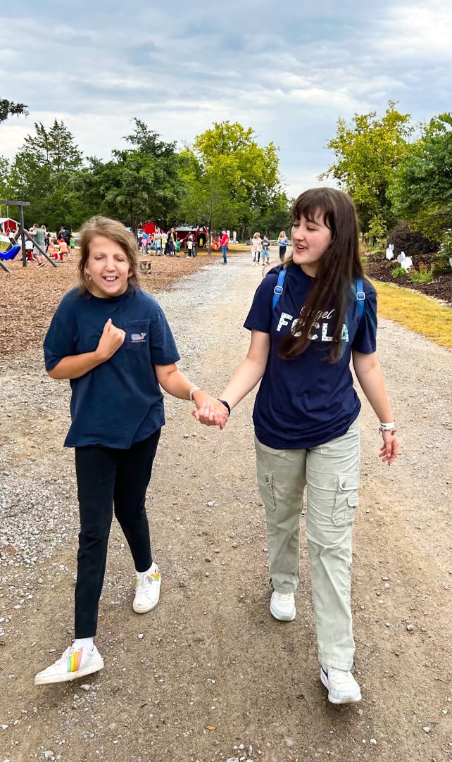 It’s fall y’all! 🍁🎃🍂
FCCLA had so much fun taking our sweet friends from Ms. Allen’s class to Lucky Ladd! 
<a href="/SiegelHighCTE/">Siegel CTE Department</a> 
<a href="/RuCoCTE/">RuCo CTE</a> 
<a href="/SiegelHighStars/">Siegel High School</a>
<a href="/scbracy/">Shelley Bracy</a>