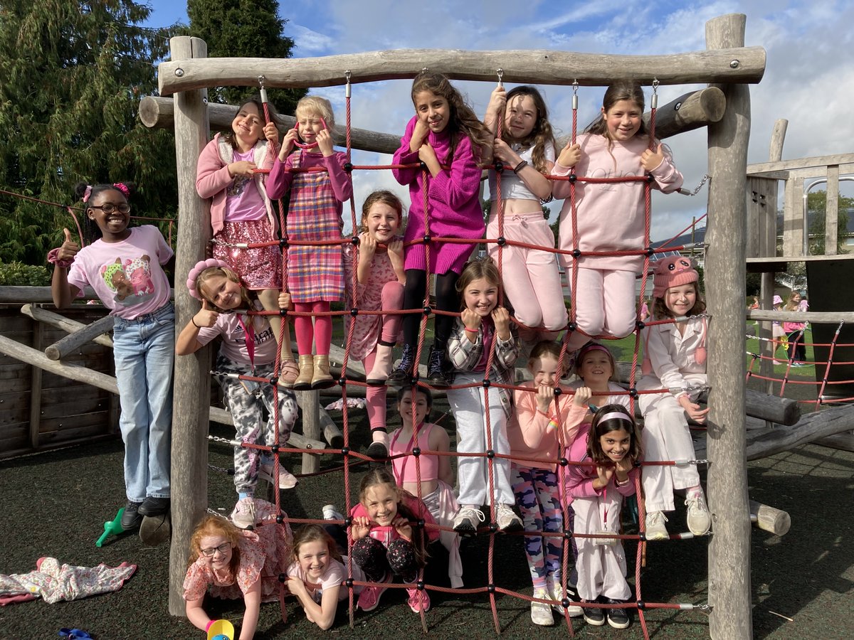 PipersPrep's tweet image. So much PINK in the Prep playground today when we raised funds for Breast Cancer awareness.  #PipersCommunity