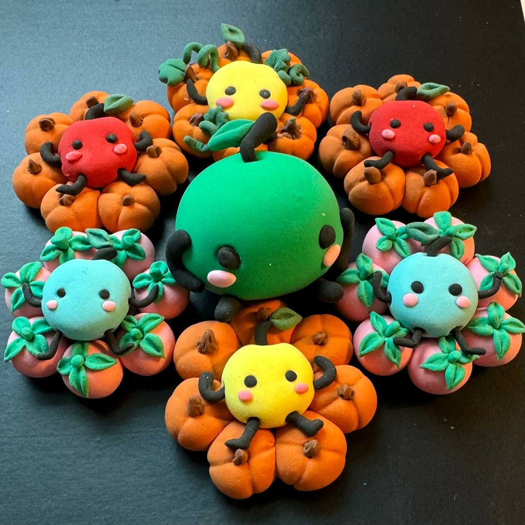 rStardewValley's tweet photo. A group pic of the magnets and desk buddy I made for myself and my sister!

posted by u/KayleighAnn. Post url: https://t.co/a6DlSCZzke #StardewValley #Stardew https://t.co/VRdiRrjS8n