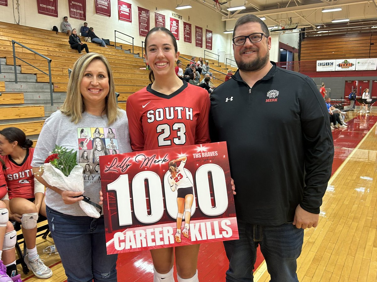 hank 🇰🇷 (@brian_haenchen) on Twitter photo Congratulations to <a href="/thsbravesvb/">Terre Haute South Volleyball</a>’s Lilly Merk (<a href="/lillym06/">Lilly Merk</a>) on being voted Player of the Week for Sept. 25-30!
🌟: indystar.com/story/sports/h… Congratulations to <a href="/thsbravesvb/">Terre Haute South Volleyball</a>’s Lilly Merk (<a href="/lillym06/">Lilly Merk</a>) on being voted Player of the Week for Sept. 25-30!
🌟: indystar.com/story/sports/h…