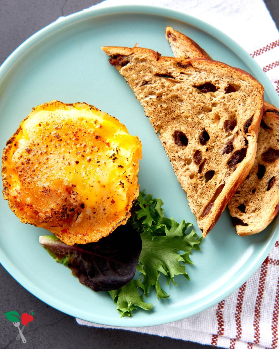 SeattleSutton's tweet photo. What’s your favorite SSHE egg-based breakfast?
🥚 Cheesy Baked Egg Casserole
🥚 Sunrise Pizza
🥚 Yorkshire Breakfast
🥚 Biscuits and Gravy with Egg
#SeattleSutton #HealthyBreakfastIdeas #EasyMeals #HealthyEating #WorldEggDay https://t.co/rUtx4svtcW