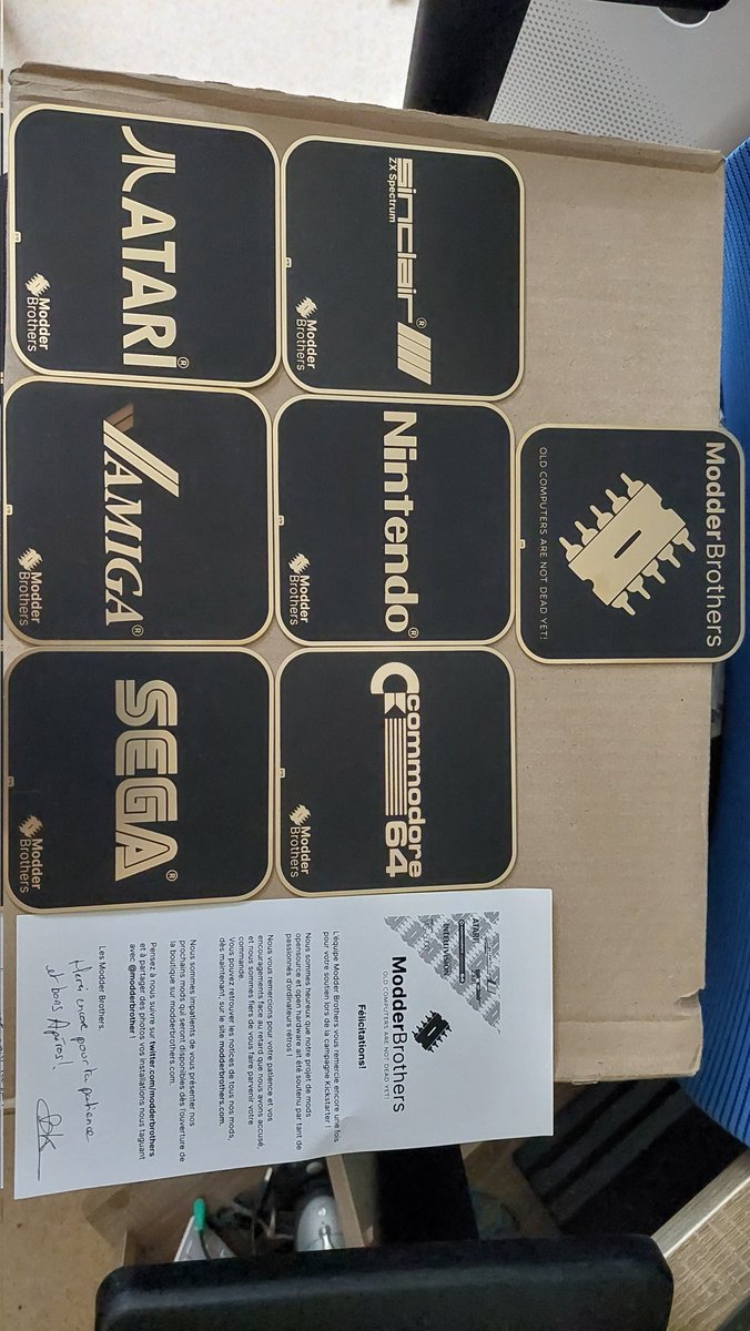 PascalMOR3AU's tweet image. Bien reçu !!! Merci ModderBrothers, la qualité est top. Le problème c'est que maintenant mon CPC est jaloux 😉. Ils sont tellement classes que je vais les utiliser en déco. @ModderBrothers @digitaLumberjak @Bkg2kR @Fab2Ris