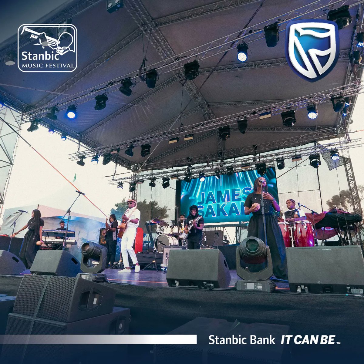 @JamesTSakala aka The Zambezi Griot taking the Stanbic Music Fest stage by storm! Pure musical magic in the air! #JamesSakalaLive #StanbicDoesMusic #SMF2023