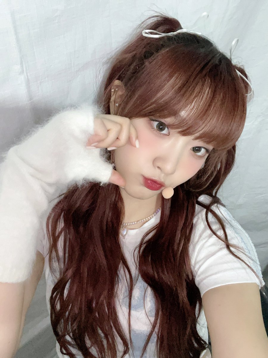 cignature_J9's tweet photo. 오늘도 싸인팬 덕분에 즐거웠다아
사랑해!!!💗🤭✨잘자!!!

#cignature #시그니처 #CHLOE #클로이 https://t.co/efxDEUzYCp