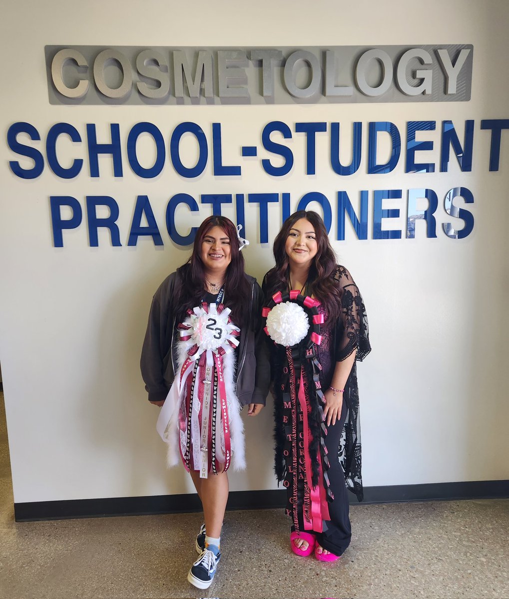TECC-E Cosmetology (@tecc_e_coleman) on Twitter photo LHS Junior students are ready for Homecoming. <a href="/trvisXX/">TRAVIS SCOTT</a> <a href="/lisdcte/">Career & Technical Education Lewisville ISD</a> LHS Junior students are ready for Homecoming. <a href="/trvisXX/">TRAVIS SCOTT</a> <a href="/lisdcte/">Career & Technical Education Lewisville ISD</a>