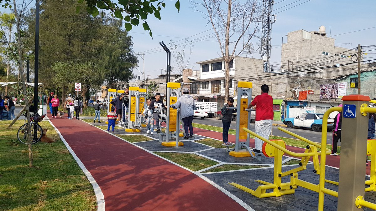 #MotivateAquiYAhora
Excelente lugar para dar una caminata o hacer ejercicio.