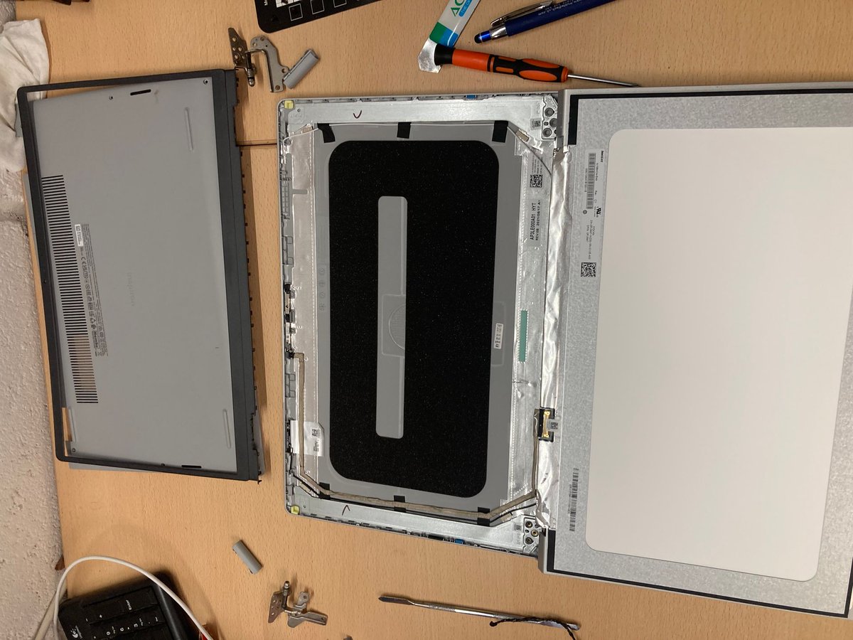 TrustedTech1's tweet image. Laptop hinge broken away from the fixings on the top cover which required to be replaced. We are passionate about  recycle renew reuse so will always try to repair rather than the customer buying new.

trustedtech.uk.com/laptop-top-cov…

#reuserecyclerenew #circulareconomy #truro