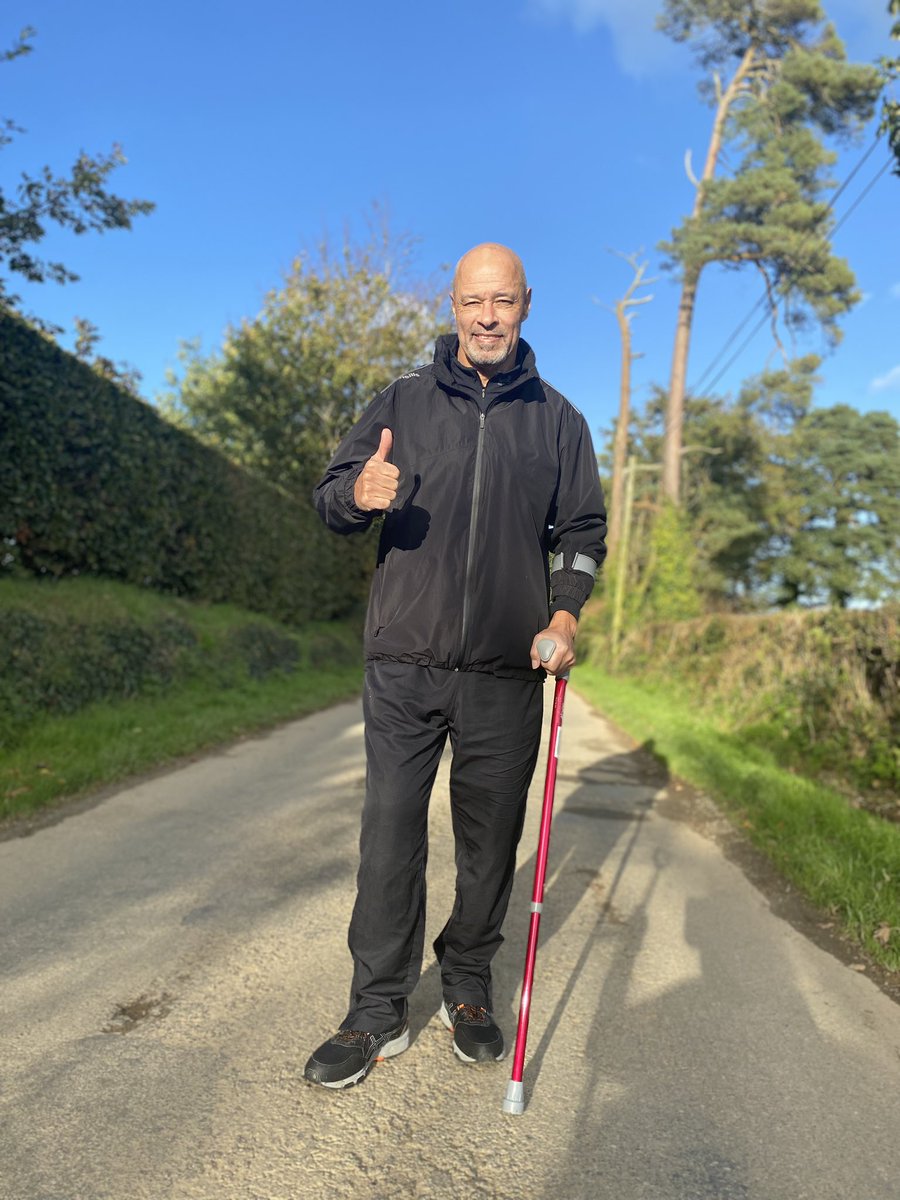 Paulmcgrath5's tweet image. 3 weeks post Op and back getting a few steps in 🙏🏼

#kneereplacement 
#grateful