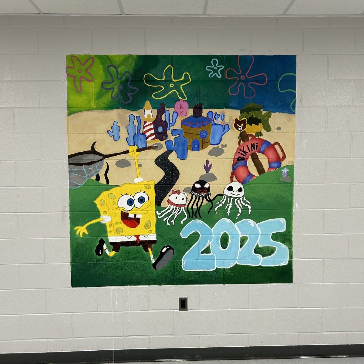 hhsbearpress's tweet photo. And for the grand finale, class murals! Congratulations to all the teams who worked on the murals this year, they look amazing! 🎀🕷️🫧🎃 https://t.co/IN9F1Ry6zc