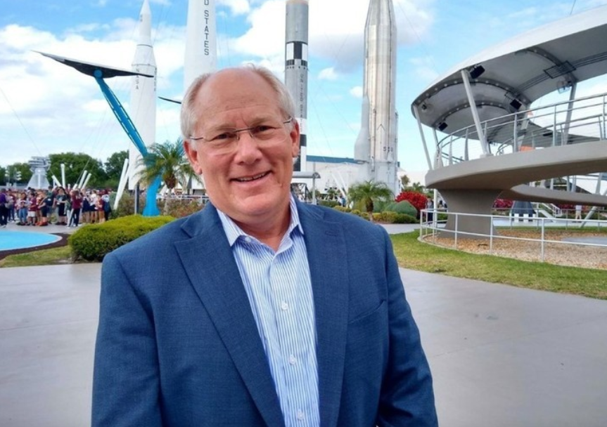 AldrinFamilyFdn's tweet photo. Our President, Dr. Andy Aldrin, shared a #STEAM education update in a recent edition of our #MissionSTEAM newsletter, inspiring teachers to incorporate space education themes into their curriculum &amp; classroom: https://t.co/6zgtOGP571

Subscribe: https://t.co/utCrR9DX1j https://t.co/k0szuFiWWu