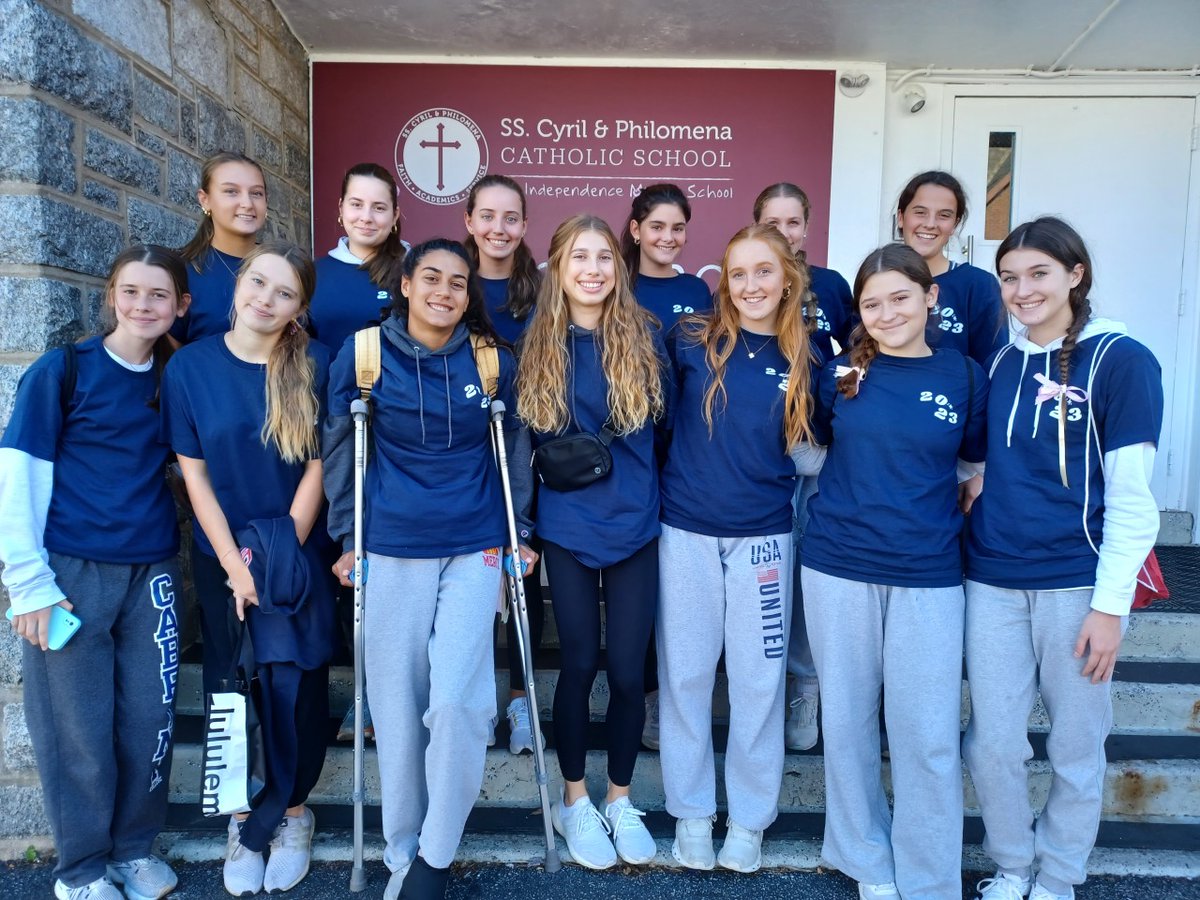 GMAHighSchool's tweet photo. Our Sophomore students participated in the annual Sophomore Retreat by visiting local schools and organizations and volunteering their time and talents. We are #MercyProud of their contributions to those in need! #Inspire_Mercy https://t.co/vSslowI9qj
