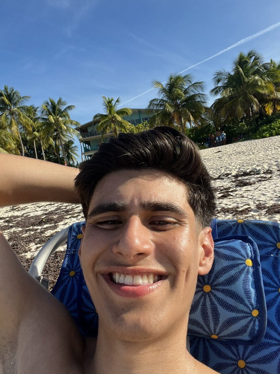 Eric Ojeda (@ericojeda13) on Twitter photo 