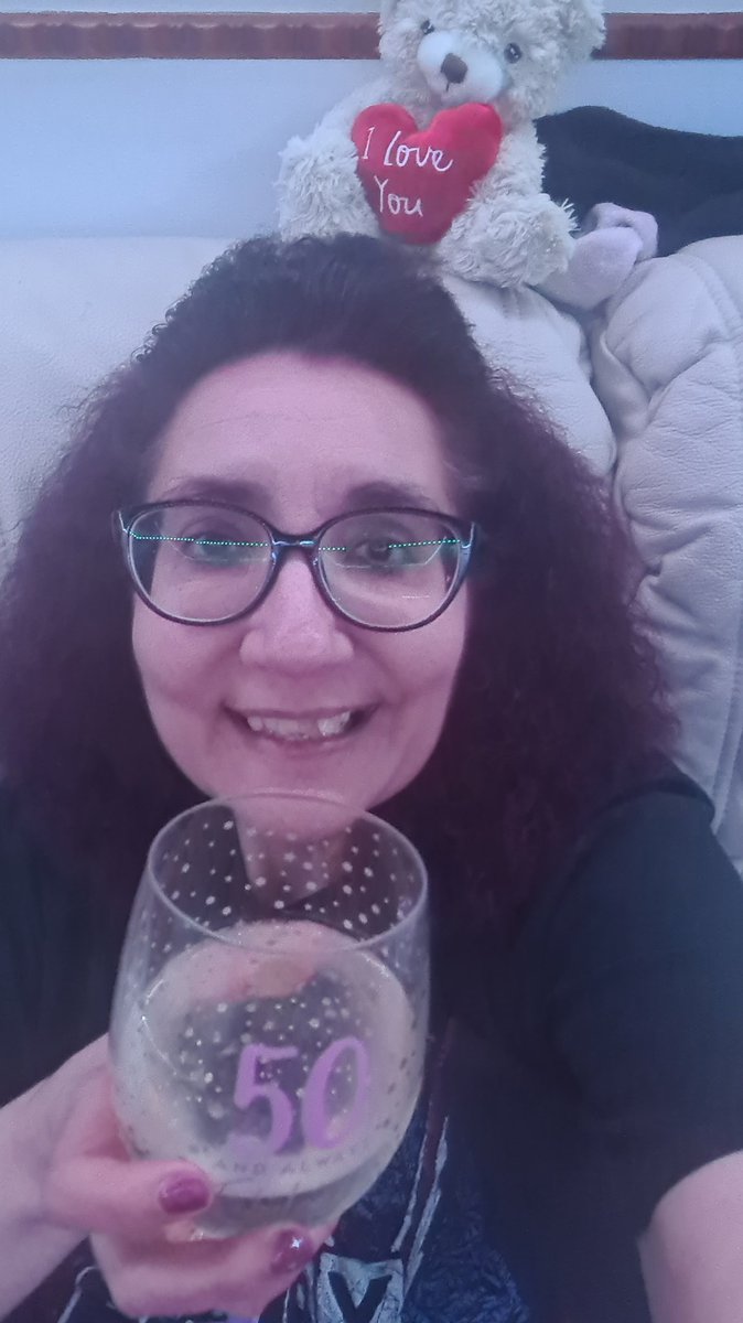cybergeekgirluk's tweet photo. It's #ProseccoOClock time at last...happy 50th birthday eve to me ๐๐
I've had an amazing month so far of lots of great meet-ups with friends and I've been so spoilt....I'm truly lucky and blessed ๐ฅฐ๐ฅฐ
Cheers everyone...hope you have a great weekend ahead ๐ฅ๐๐๐๐๐๐ฅณ xx https://t.co/tbeCMG8Tc5