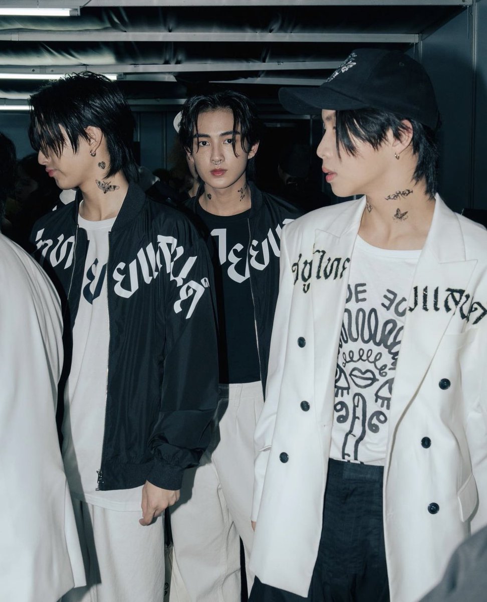HeartspaceTH's tweet photo. [🐶👀]

🗓 13.10.2023

IG POST :  𓐄 nenagraphy

รูป Backstage สวยอีกแล้วว ขอบคุณที่มาแชร์รูปให้ชมนะคะ🙏🏼 สามารถดูรูปเพิ่มเติมได้ทางไอจีนี้เลยน้าา💖

🔗 : https://t.co/3pABIOybve

#ISSUEx789 
#HEARTchuthiwat
#789DEBUTGROUP https://t.co/RdKozSt8zp