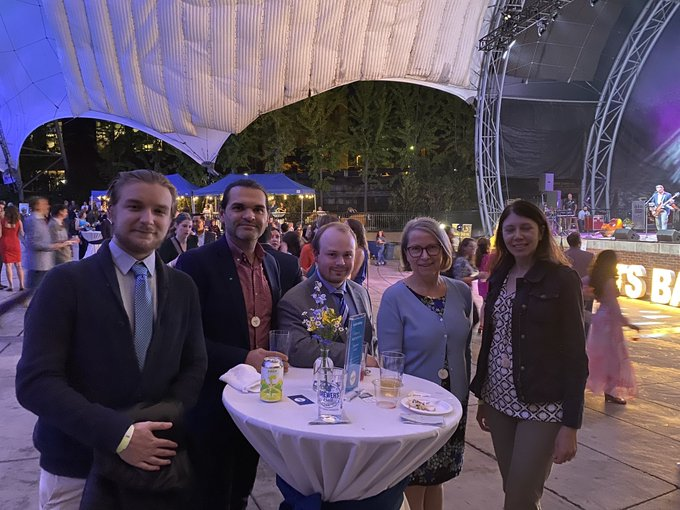 UVA Pediatric Nephrology (@uvapedneph) on Twitter photo The Urban Lab at the CFF Charlottesville’s Finest &amp; Brewers’ Ball supporting a great cause and looking forward to study kidney health in PwCF. <a href="/uvahealthnews/">UVA Health</a> <a href="/UVAPediatrics/">UVA Department of Pediatrics</a> The Urban Lab at the CFF Charlottesville’s Finest &amp; Brewers’ Ball supporting a great cause and looking forward to study kidney health in PwCF. <a href="/uvahealthnews/">UVA Health</a> <a href="/UVAPediatrics/">UVA Department of Pediatrics</a>