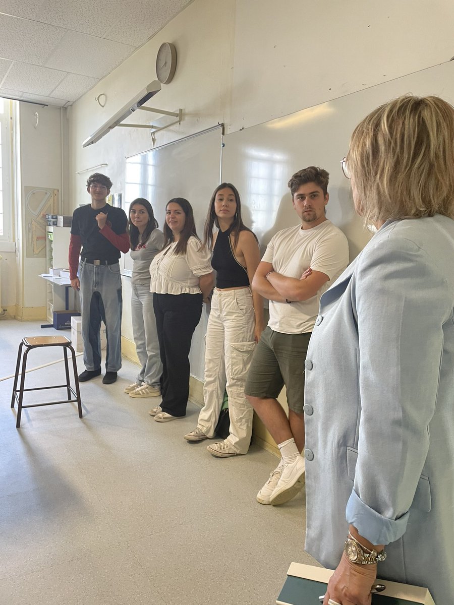 #ErasmusDays au <a href="/LPOJeanMonnet16/">Lycée MonnetCognac</a> 
Rencontre avec les élèves du collège Elisée Mousnier
Ateliers avec Europe direct des Charentes
Accueil d’étudiants et d’élèves des lycées Elie Vinet Barbezieux et JHippolyte Jonzac 🙏