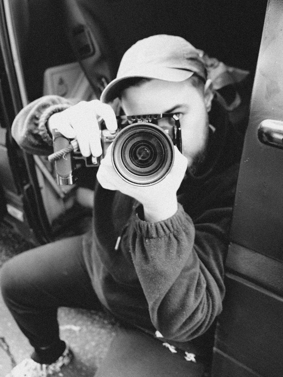 dechnoir's tweet photo. The van of Theseus
•
•
•
#photography #photographer #exploremore #lookslikefilm #fujifilm #fujifilmphotography #fujimag #fujifilmxseries #myfujifilmlegacy #portrait #portraitphotography #blackcoast #behindthescenes #documentaryphotography #blackandwhitephotography #monochrome https://t.co/UvrBWUgWo9