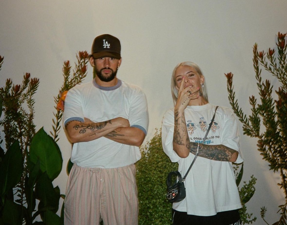 Bad Bunny x Young Miko. 📸