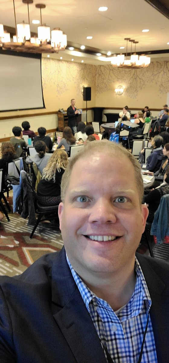 Kicking off #CraftingInquiry with <a href="/spencerideas/">Dr. John Spencer</a>, <a href="/TheGlobalCollab/">Lynn Cuccaro, M.Ed</a> and Yvonne-Liu Constant at the  <a href="/spearcenterpdx/">Spear Center for Excellence in Teaching</a> 

#playful #inquiry