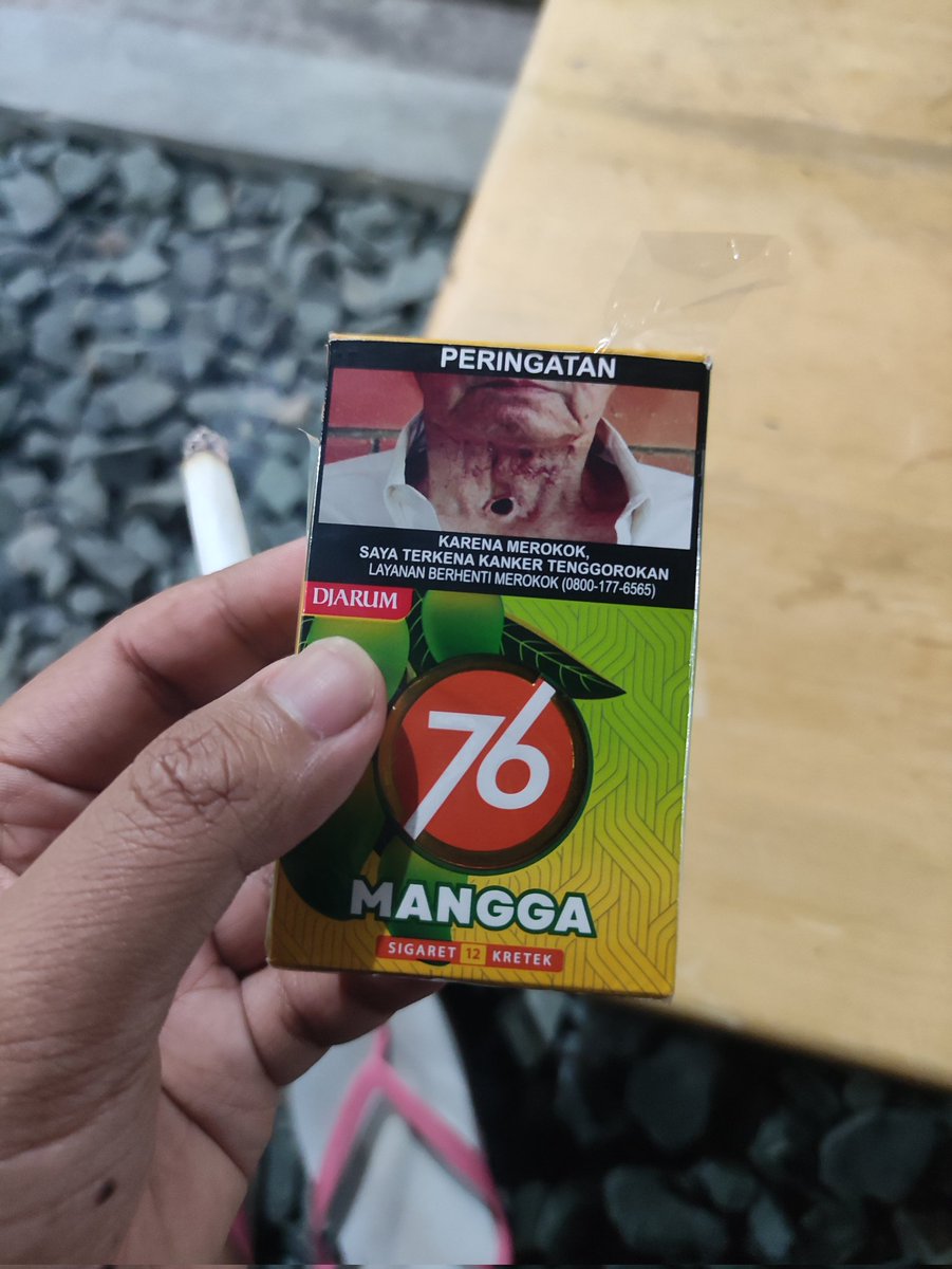 fara_novanda's tweet photo. Musim e lagi ora nentu, jare dokter kon maem buah gen sehat https://t.co/RvZZyl0JSQ
