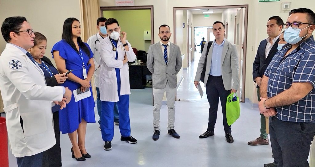 LosRiosIESS's tweet photo. Previo a la obtención de la certificación Stroke Ready Center, el personal del Hospital IESS Quevedo participó de un simulacro en el que se evaluó la correcta respuesta a la emergencia, el tiempo y la aplicación de los protocolos establecidos para la atención de ACV. https://t.co/kqmON6FKBJ