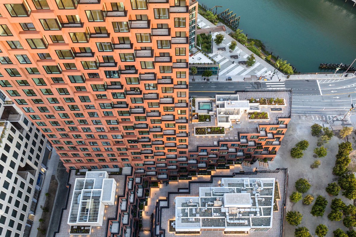 parametricarch's tweet photo. The Canyon: @MVRDV’s New Geology-Inspired Tower In San Francisco.

https://t.co/HTuyfZ0wUG https://t.co/I013f4DnSy