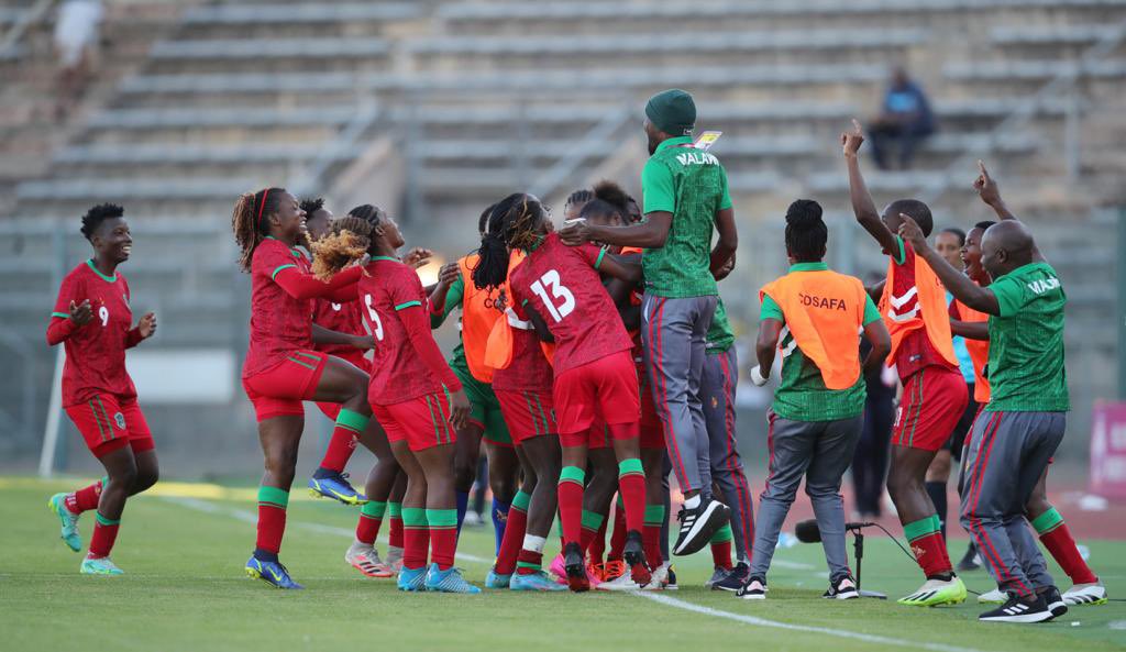 bbkigalifm's tweet photo. #CosafaCup2023 ||Women
½ Final
FT 🇲🇼Malawi2⃣➖1⃣Mozambique🇲🇿
⚽Chawinga 77'& 81'||Mkkandawawire (OG) 38'
Final
🇿🇲Zambia x Malawi🇲🇼
#SimplySports https://t.co/0rAO6XKMHE
