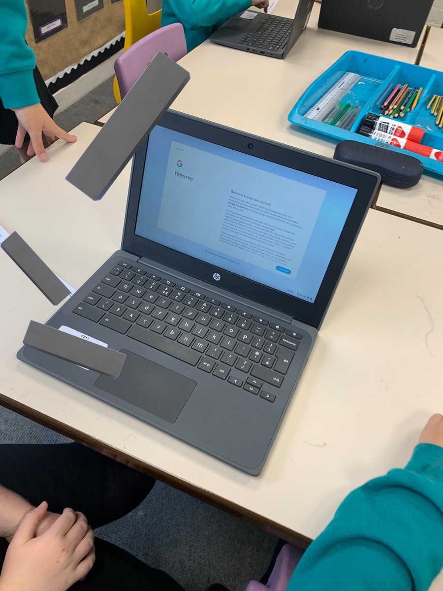 eagleyjuniorsc1's tweet photo. Year 3 have been learning how to log on and log off our Chromebooks this morning with the help of our Y6 Digital Leaders! 💻🏆 https://t.co/NdBPGmplzI