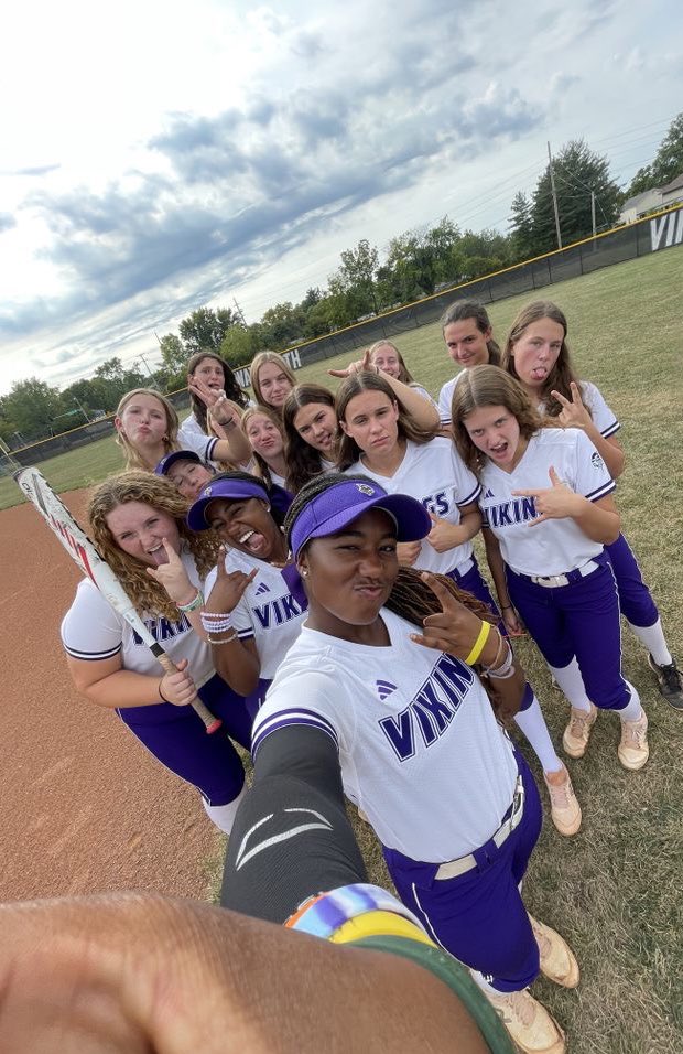 Junior season ✅ Although my shoulder injury stopped me from pitching the rest of the season, I still came up strong at the plate. .452 AVG., 33 H, 18 1B, 11 2B, 4 HR, 30 RBI. Now onto fall season with @Stlchaos04 💪💪<a href="/PNHSoftball/">PN Softball</a> <a href="/CoachLarissaA/">Larissa Anderson</a> <a href="/katedrohan/">Kate Drohan</a>