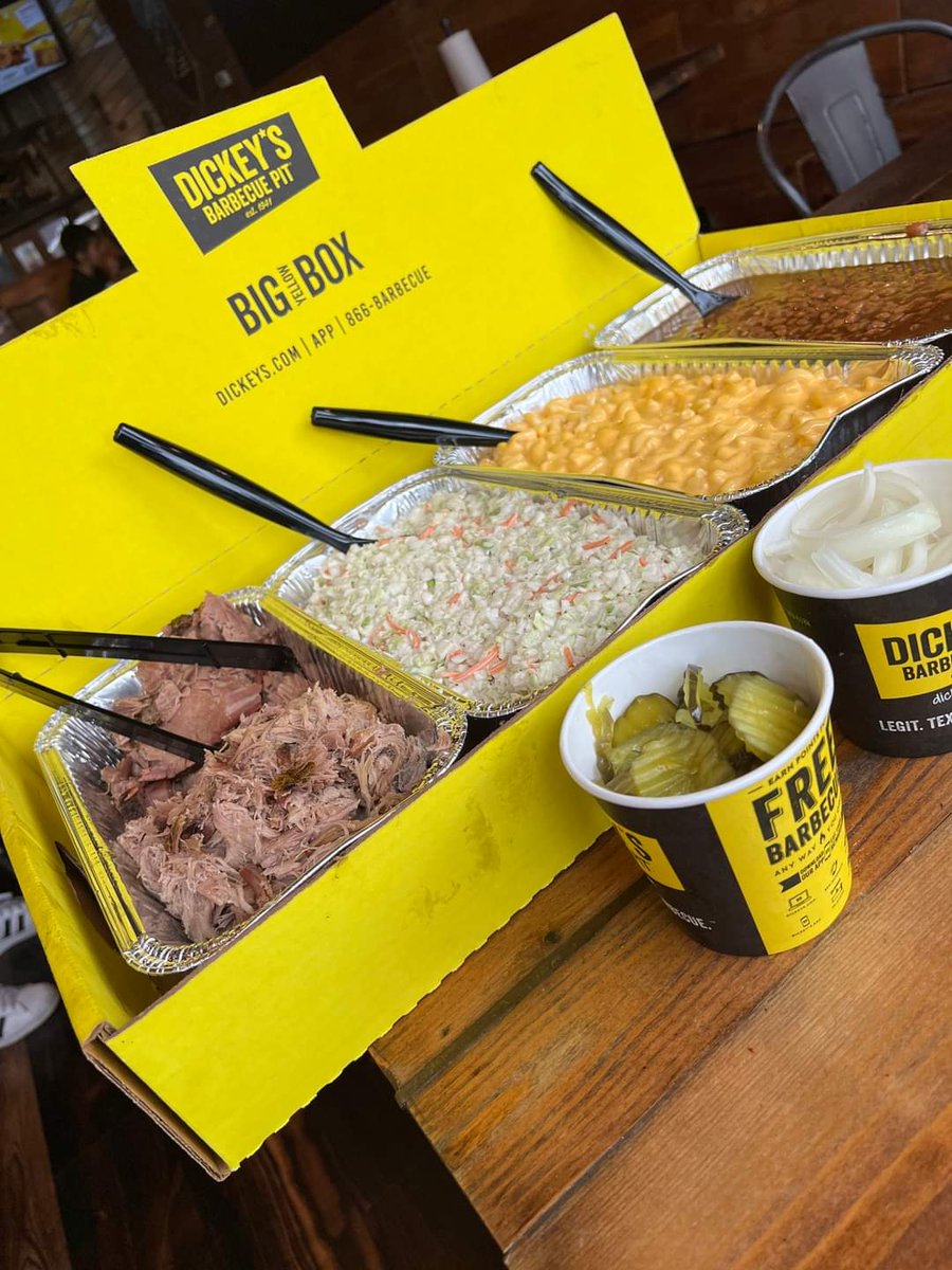 Dickey's Barbecue Pit Erie tweet media