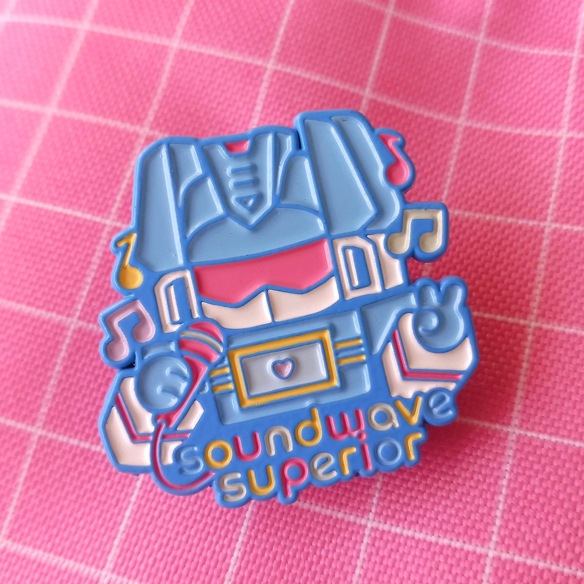 plushisheep's tweet image. My pastel Soundwave enamel pins are here!!!🎵💙