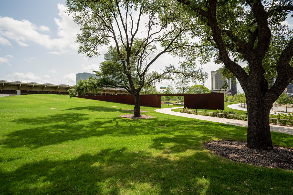 Downtown Dallas Parks Conservancy tweet media